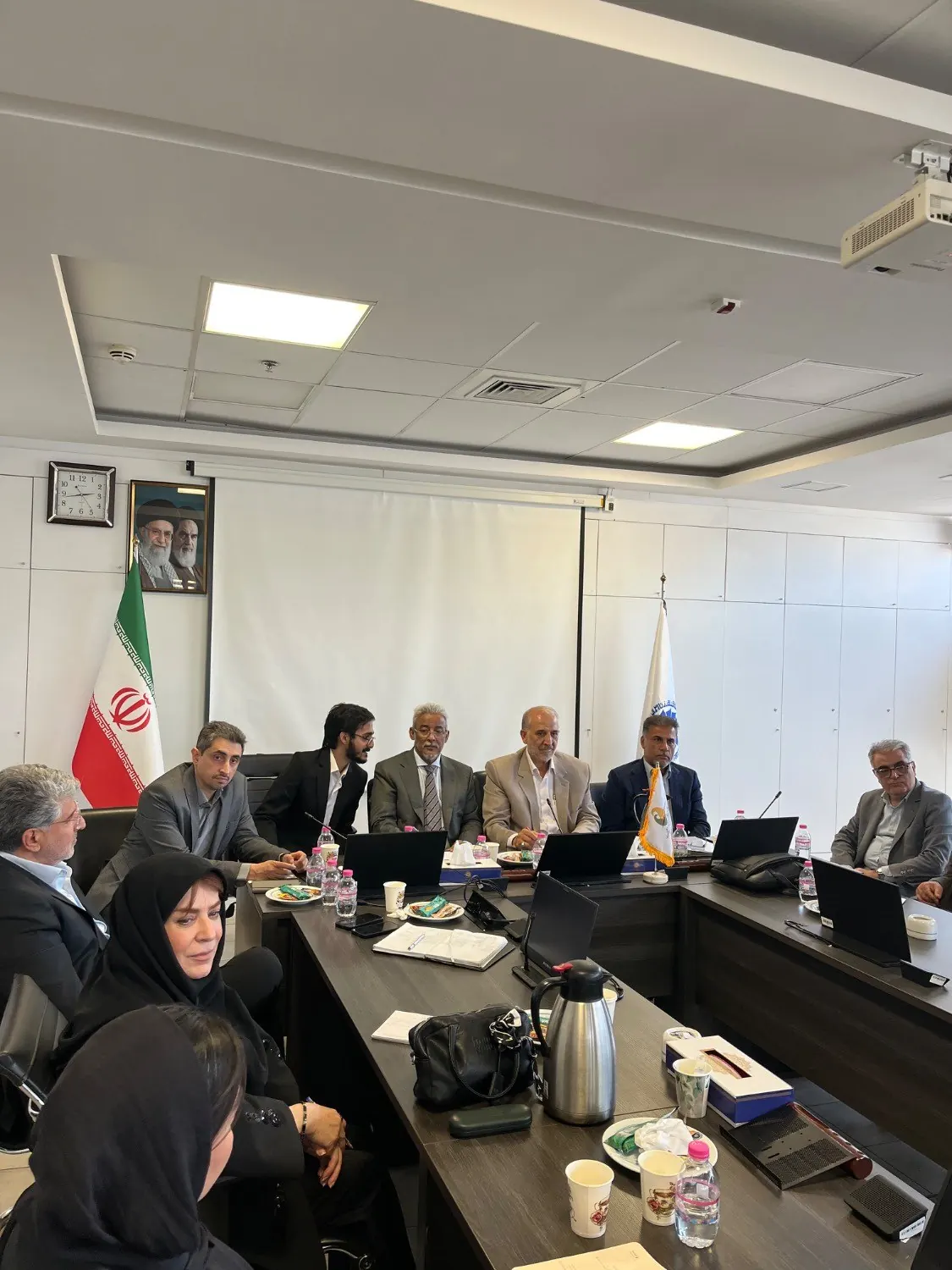 نخستین نشست کمیسیون سلامت اتاق ایران و آفریقا با تأکید بر تدوین راهبرد حضور در بازار سلامت قاره آفریقا - مرداد 1405